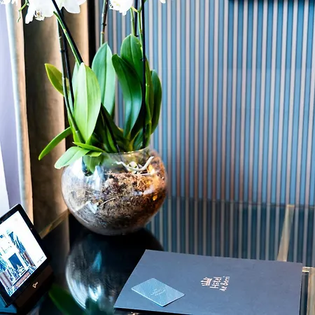 De Berri Champs-élysées, A Luxury Collection Hotel 5*