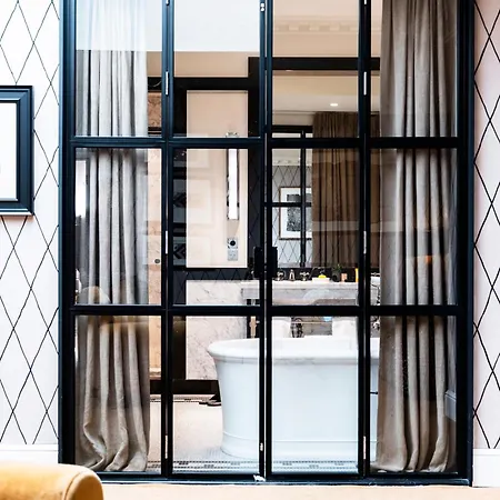 De Berri Champs-élysées, A Luxury Collection