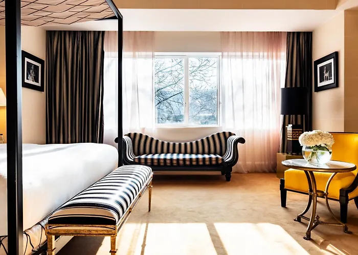 De Berri Champs-elysees, A Luxury Collection 5* Paris