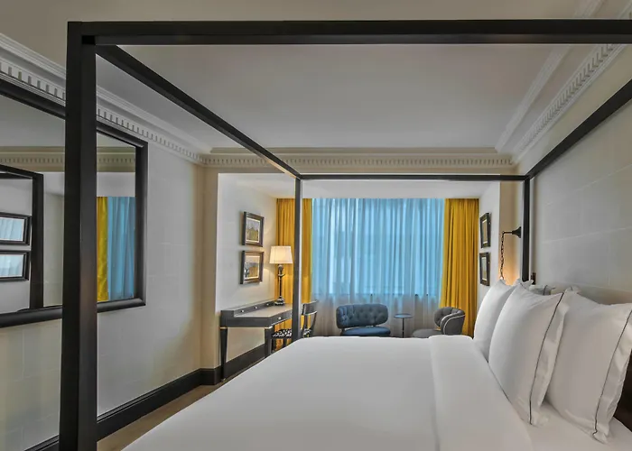 Hotel De Berri Champs-elysees, A Luxury Collection